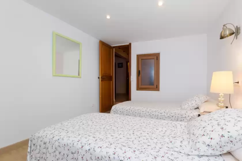 Holiday rentals in Pula viñas, Son Servera