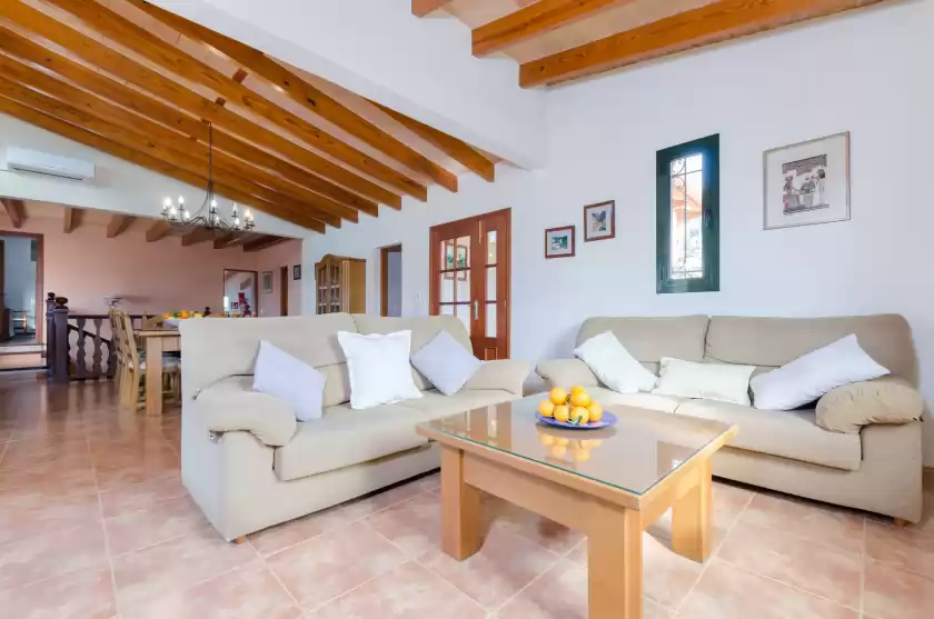 Holiday rentals in Pula viñas, Son Servera