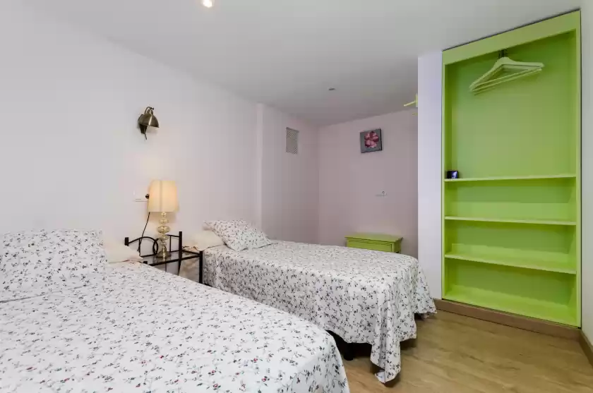 Holiday rentals in Pula viñas, Son Servera