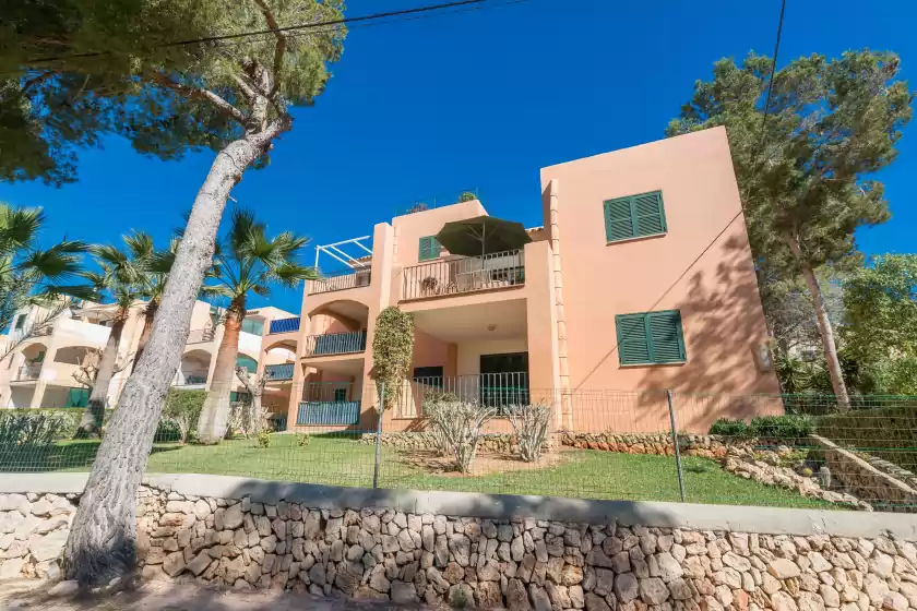 Holiday rentals in Burgit, es Cap des Moro