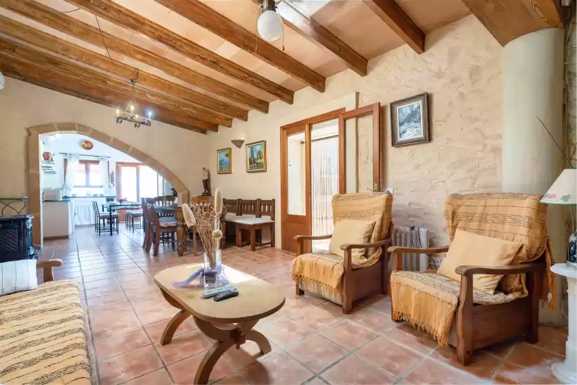 Holiday rentals in El reboster (carboneras), Maria de la Salut