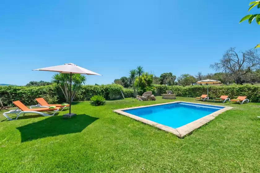 Holiday rentals in El reboster (carboneras), Maria de la Salut