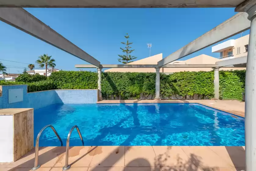 Holiday rentals in Estrel, Can Picafort