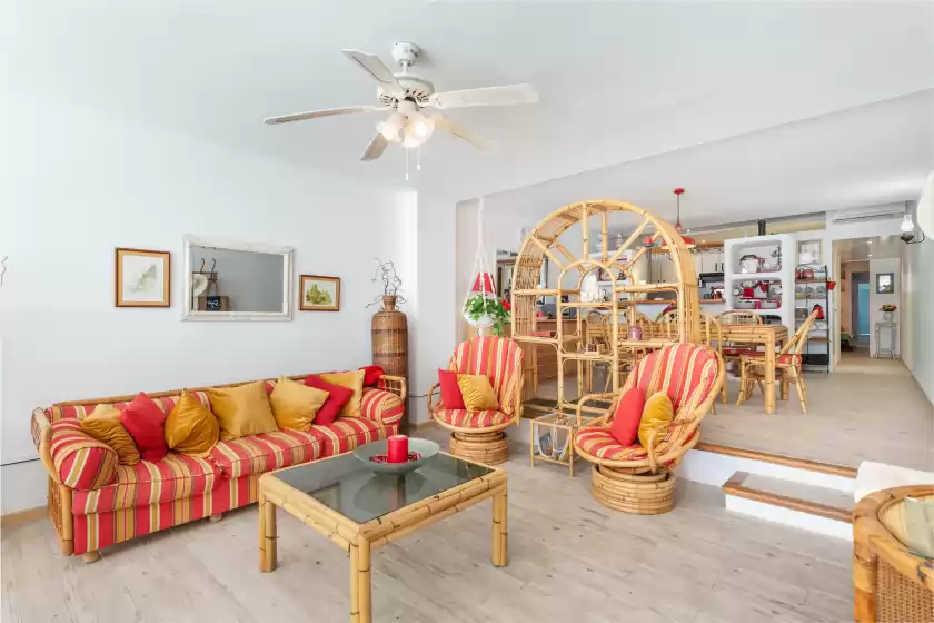 Holiday rentals in Apartamento 24 edificio canopus, Port d'Alcúdia