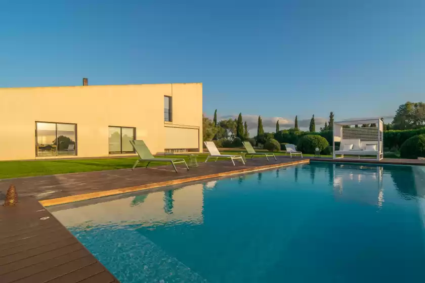 Holiday rentals in Sa garriga den garau, Ariany