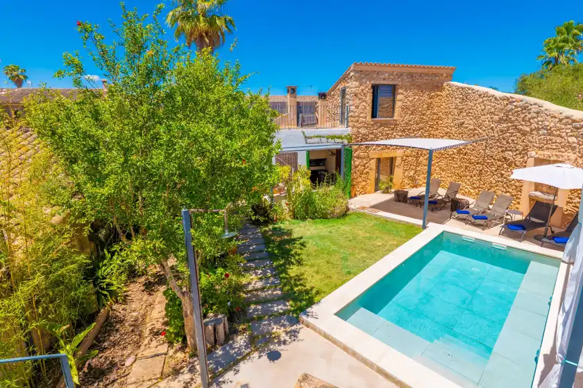 Holiday rentals in Sa teulera de pina, Pina