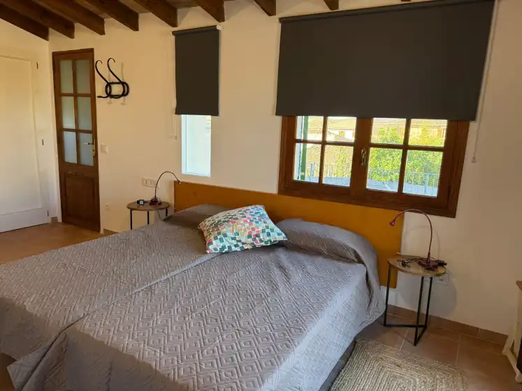 Holiday rentals in Sa teulera de pina, Pina