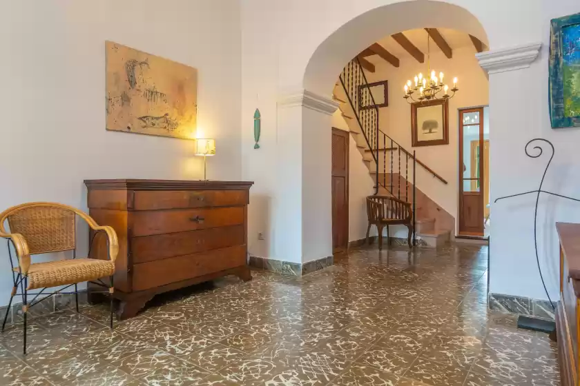 Holiday rentals in Sa teulera de pina, Pina