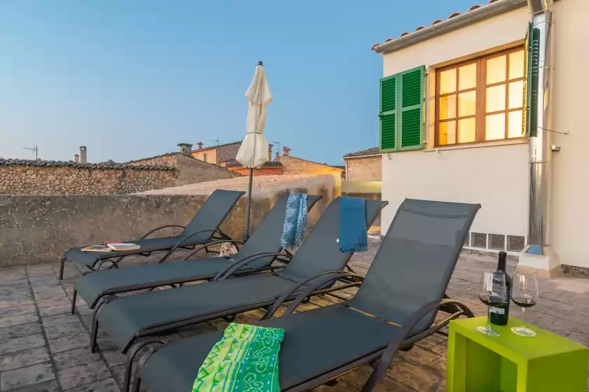 Holiday rentals in Sa teulera de pina, Pina