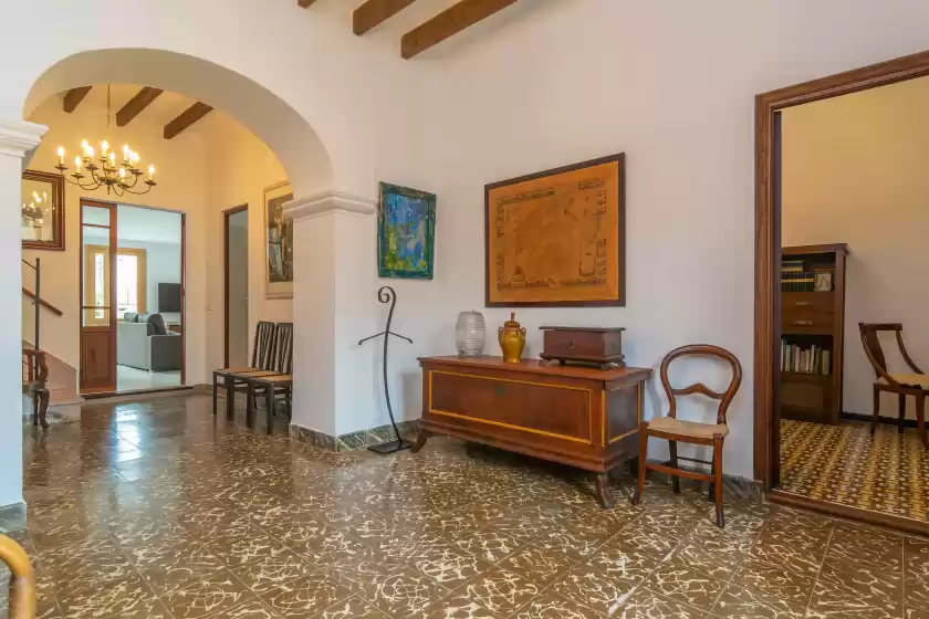 Holiday rentals in Sa teulera de pina, Pina