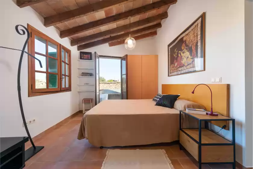 Holiday rentals in Sa teulera de pina, Pina