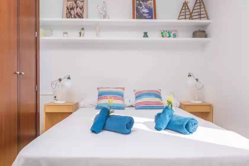 Alquiler vacacional en Mirella, Habitat