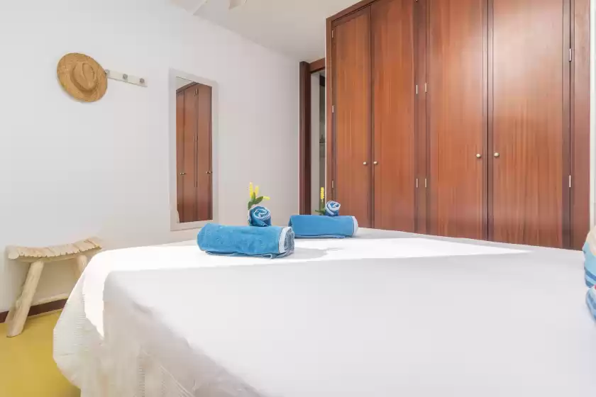 Alquiler vacacional en Mirella, Habitat