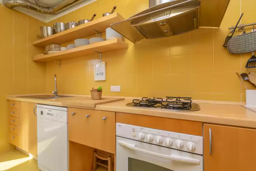 Alquiler vacacional en Mirella, Habitat