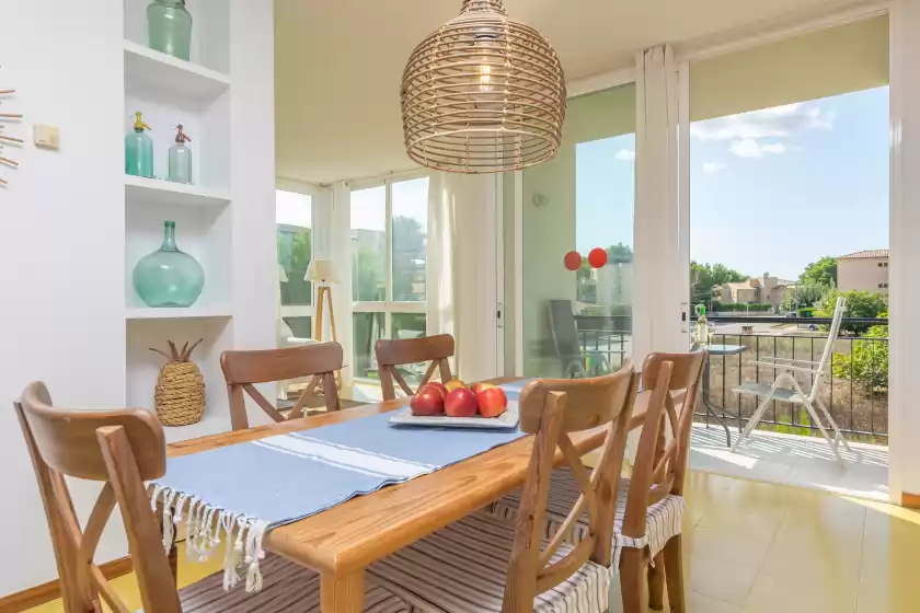 Alquiler vacacional en Mirella, Habitat