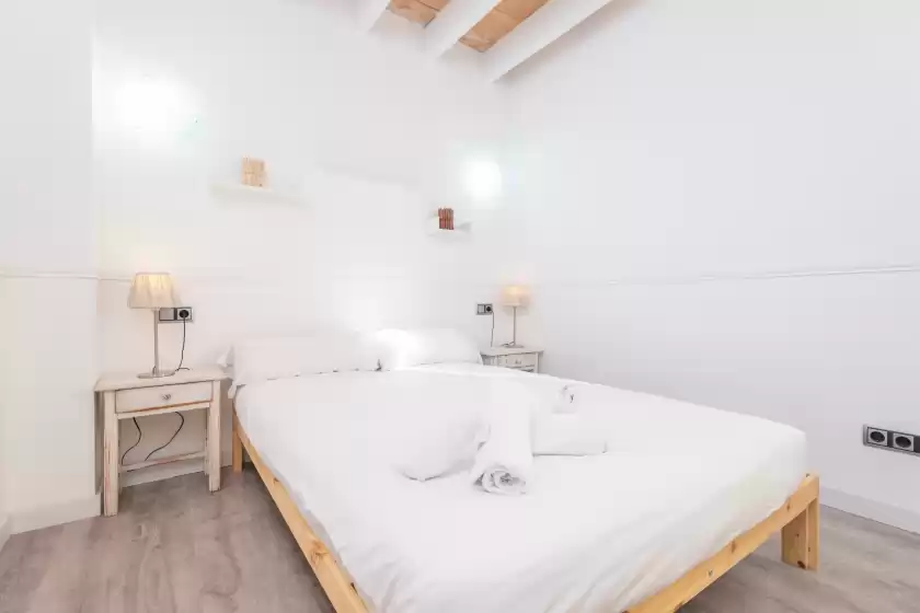 Holiday rentals in Porto luz, el Port