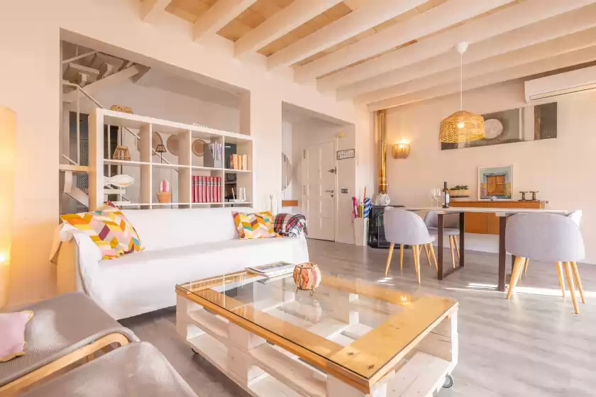 Holiday rentals in Porto luz, el Port