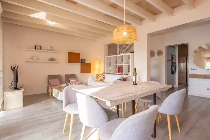 Holiday rentals in Porto luz, el Port