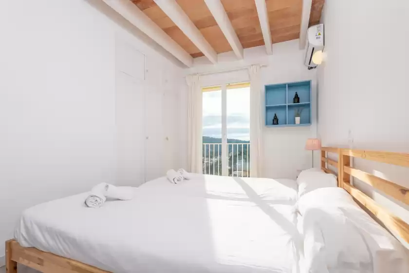 Holiday rentals in Porto luz, el Port