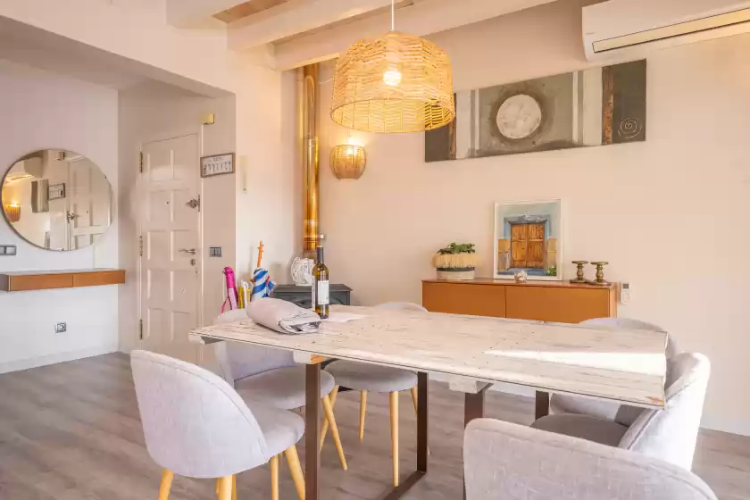 Holiday rentals in Porto luz, el Port