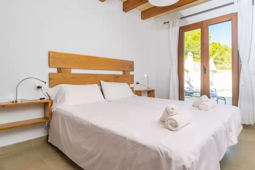 Holiday rentals in Can fuenete, Cala Pi