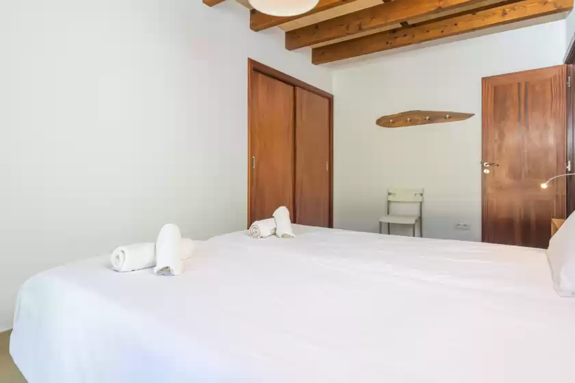 Holiday rentals in Can fuenete, Cala Pi