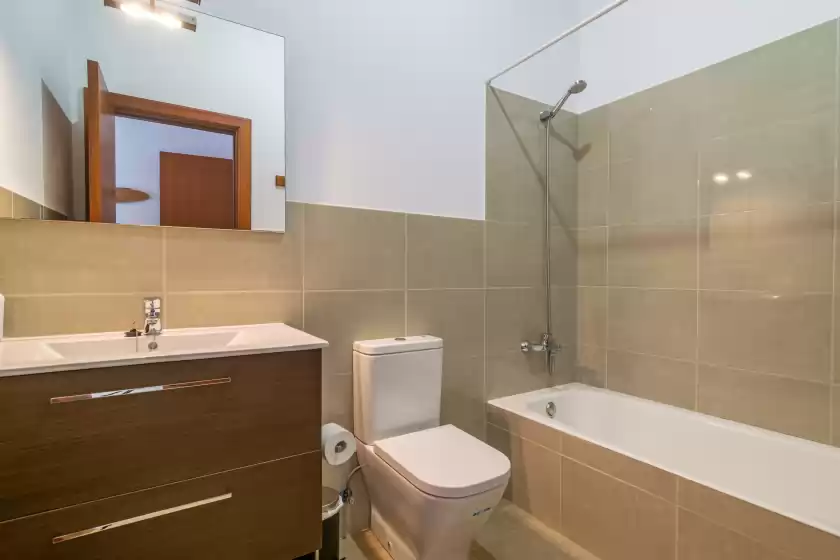 Holiday rentals in Can fuenete, Cala Pi