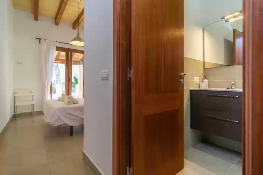 Holiday rentals in Can fuenete, Cala Pi