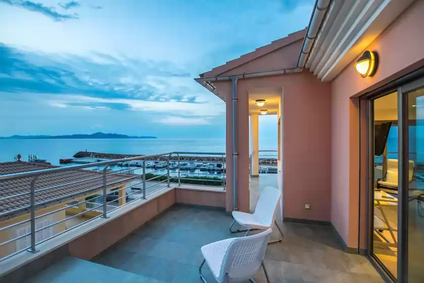 Holiday rentals in Bohemi, Son Serra de Marina