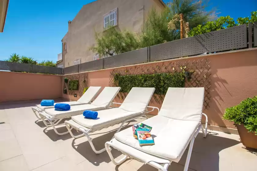 Holiday rentals in Bohemi, Son Serra de Marina