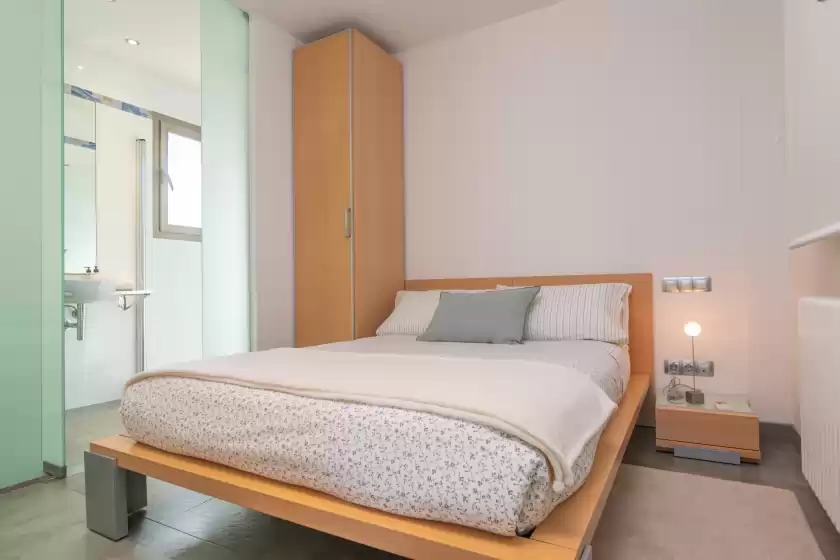 Holiday rentals in Bohemi, Son Serra de Marina