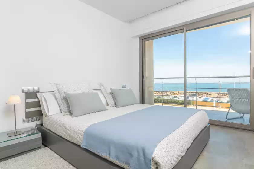 Holiday rentals in Bohemi, Son Serra de Marina