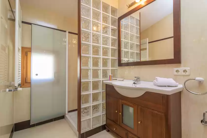 Holiday rentals in Unio 36, Ariany