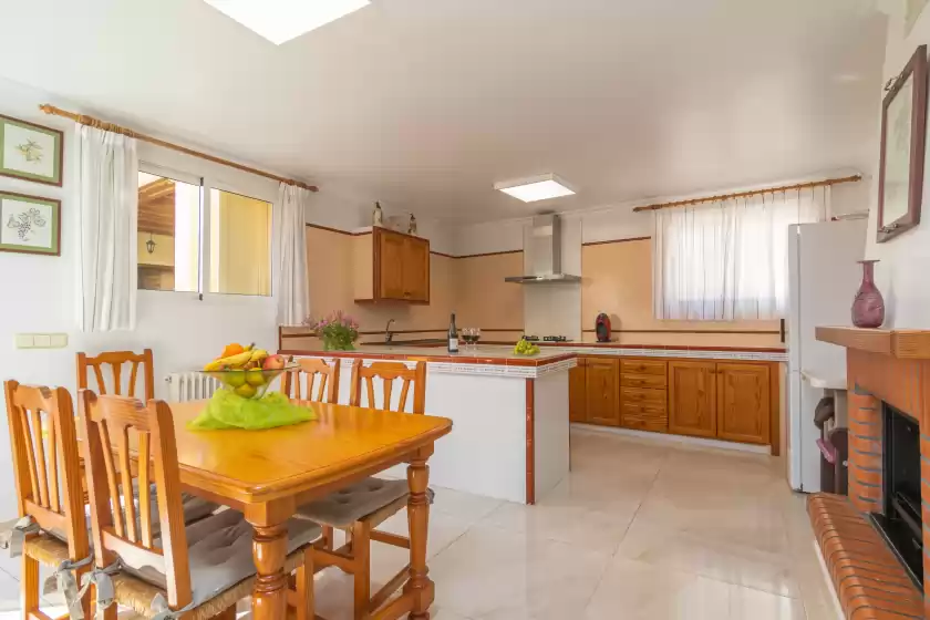 Holiday rentals in Unio 36, Ariany