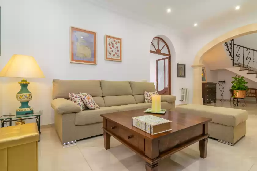 Holiday rentals in Unio 36, Ariany