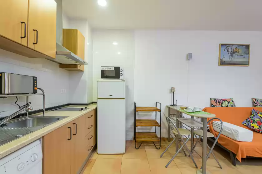 Holiday rentals in Estudio la colina, Torremolinos