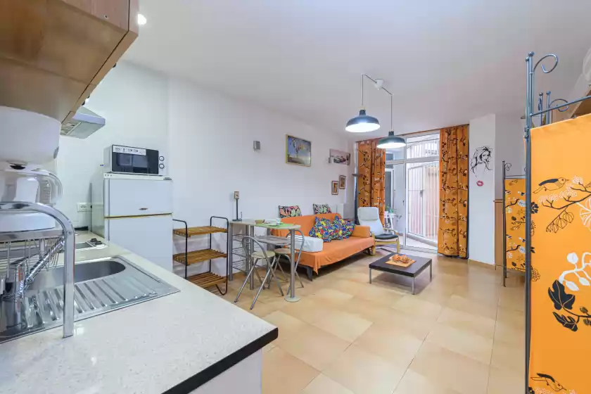 Holiday rentals in Estudio la colina, Torremolinos