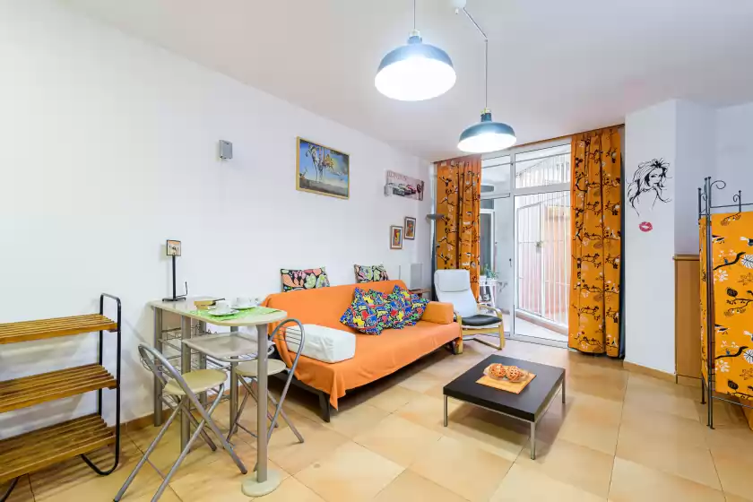 Holiday rentals in Estudio la colina, Torremolinos