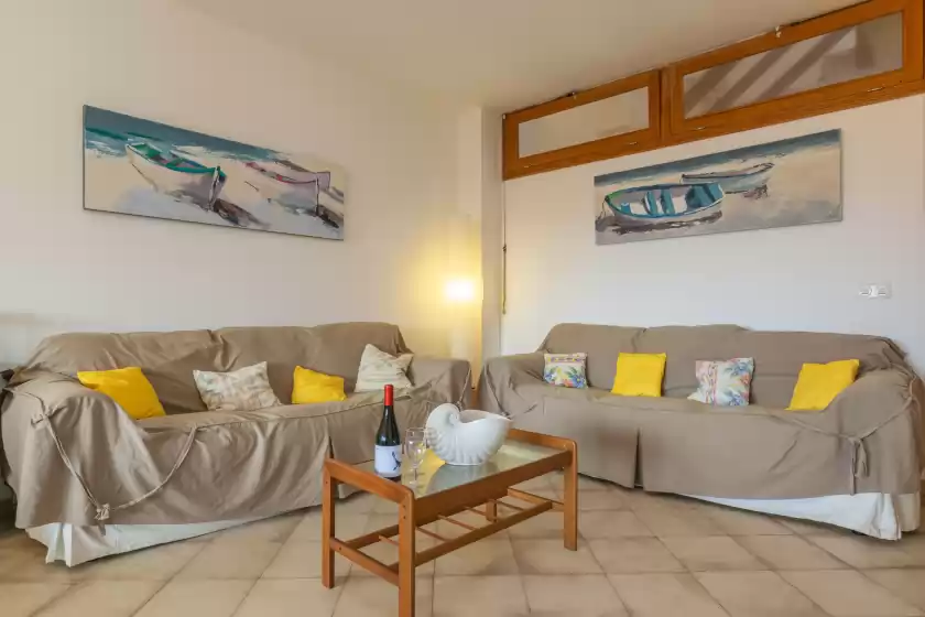 Holiday rentals in Habitatge escorball, sa Ràpita