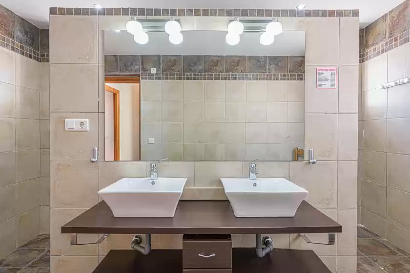 Holiday rentals in Villa lina, Estepona