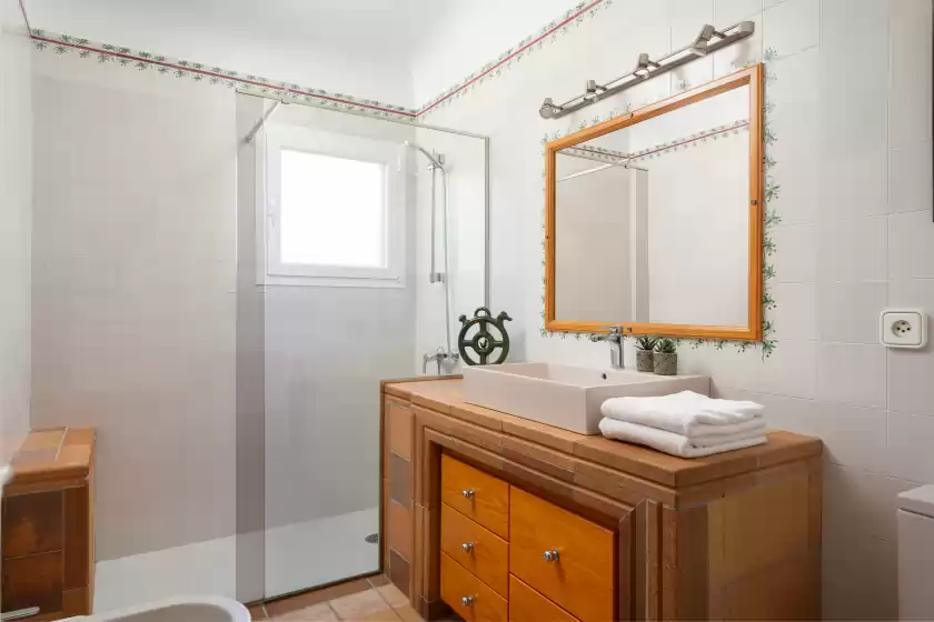 Holiday rentals in Mulholland villa, Can Picafort