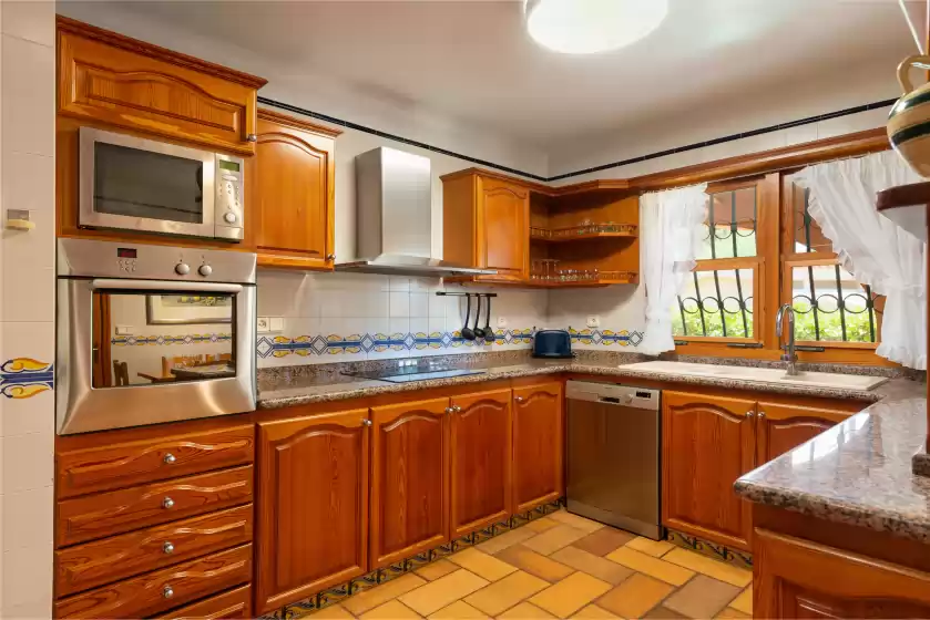 Holiday rentals in Mulholland villa, Can Picafort