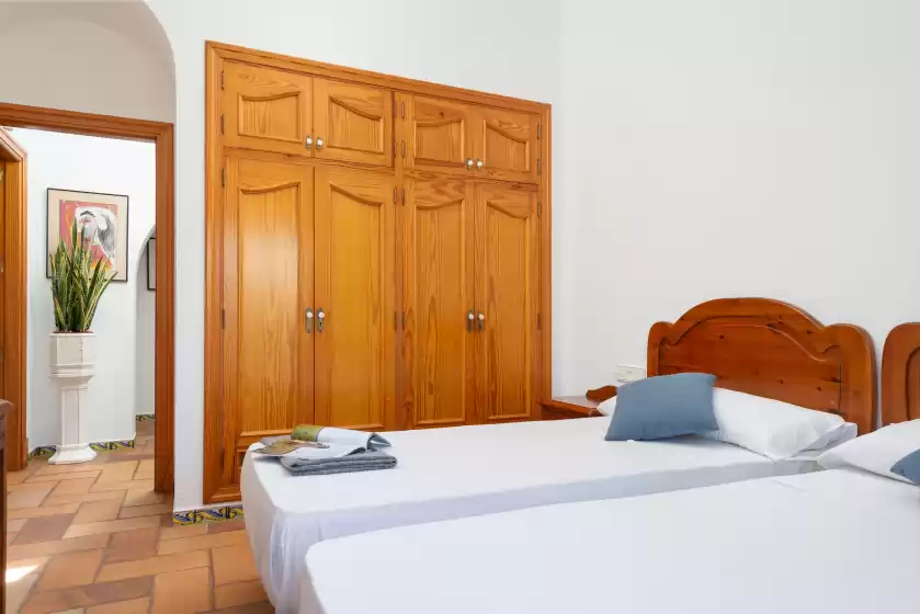 Holiday rentals in Mulholland villa, Can Picafort