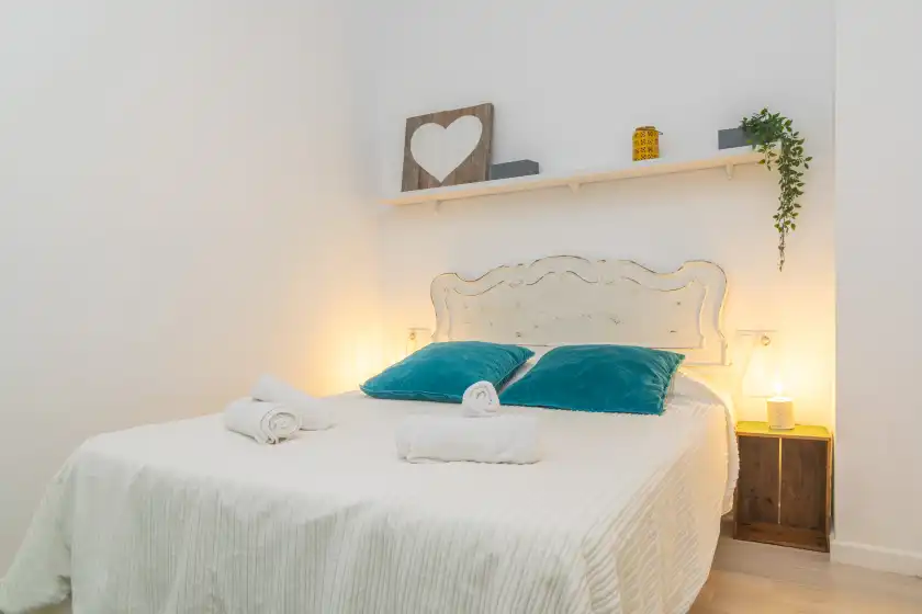 Holiday rentals in Vell mari 6, s'Illot
