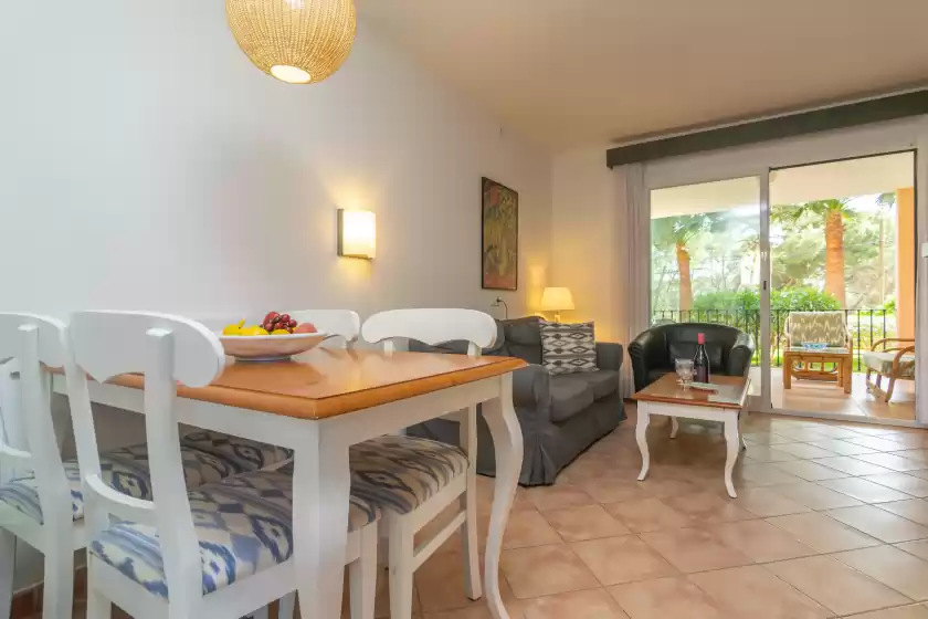 Holiday rentals in Barca trencada, es Cap des Moro