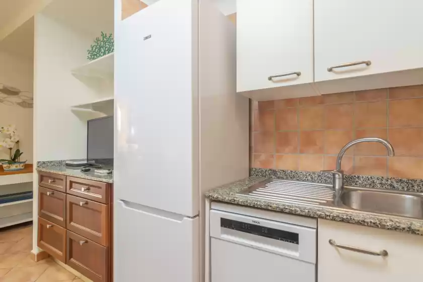 Holiday rentals in Barca trencada, es Cap des Moro