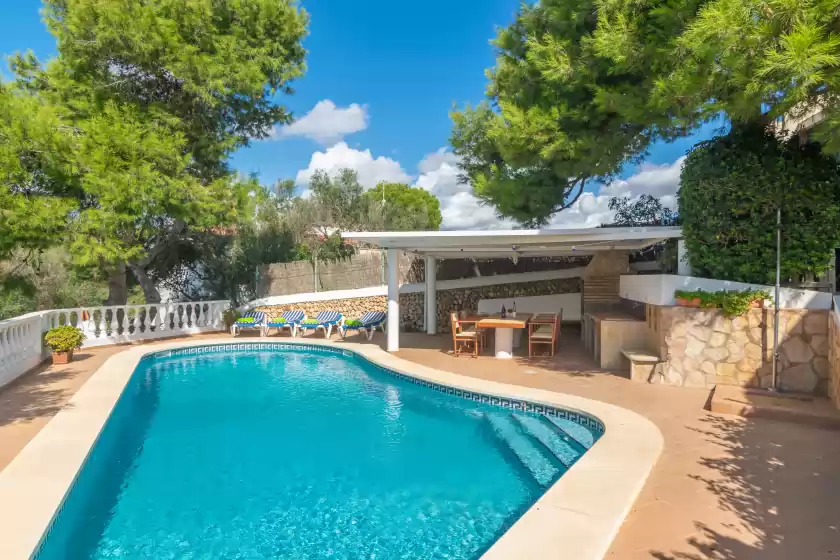 Holiday rentals in Can jaume 6, es Canutells