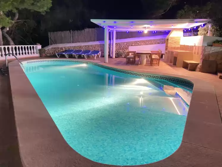 Holiday rentals in Can jaume 6, es Canutells