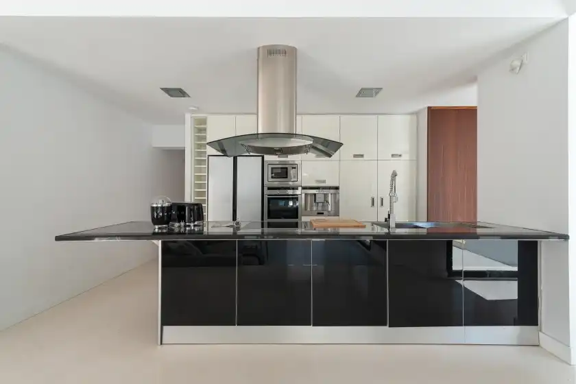 Holiday rentals in Casa blanca nº 1, Costa des Pins