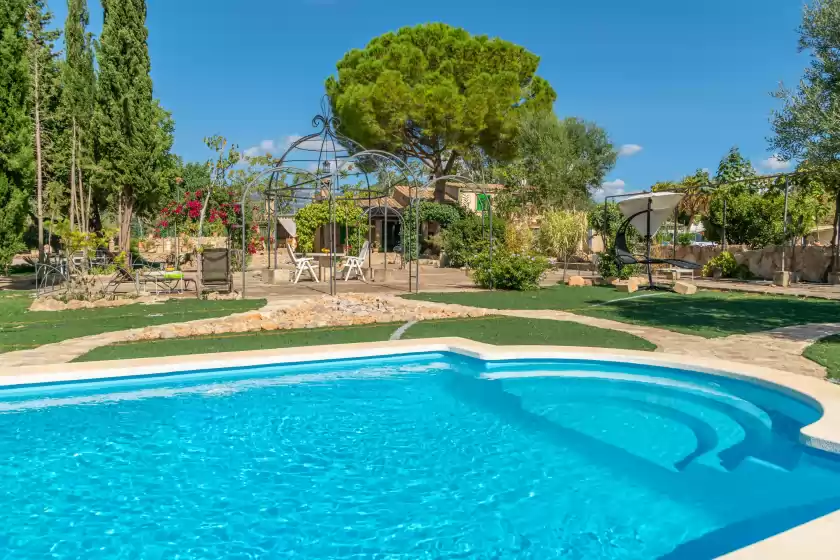 Holiday rentals in Sa caseta (ca n'andreu)